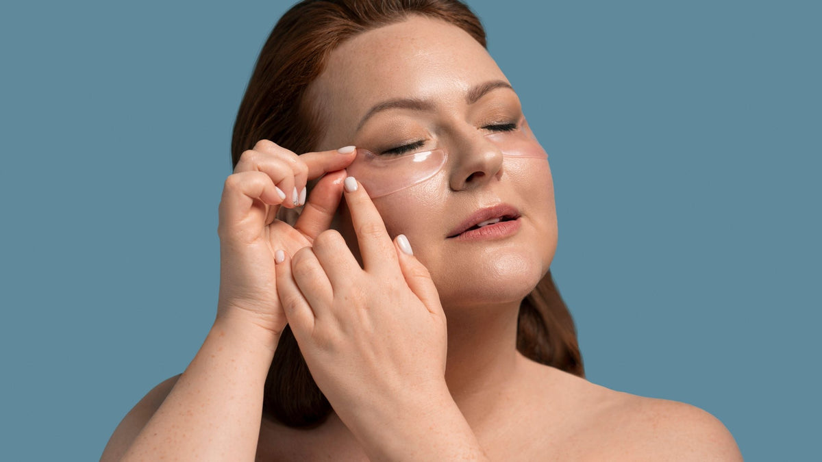 Corrector de ojeras oscuras: el protocolo completo de máxima cobertura — qué usa para cubrirlas ahora y qué skincare las reduce de verdad con el tiempo