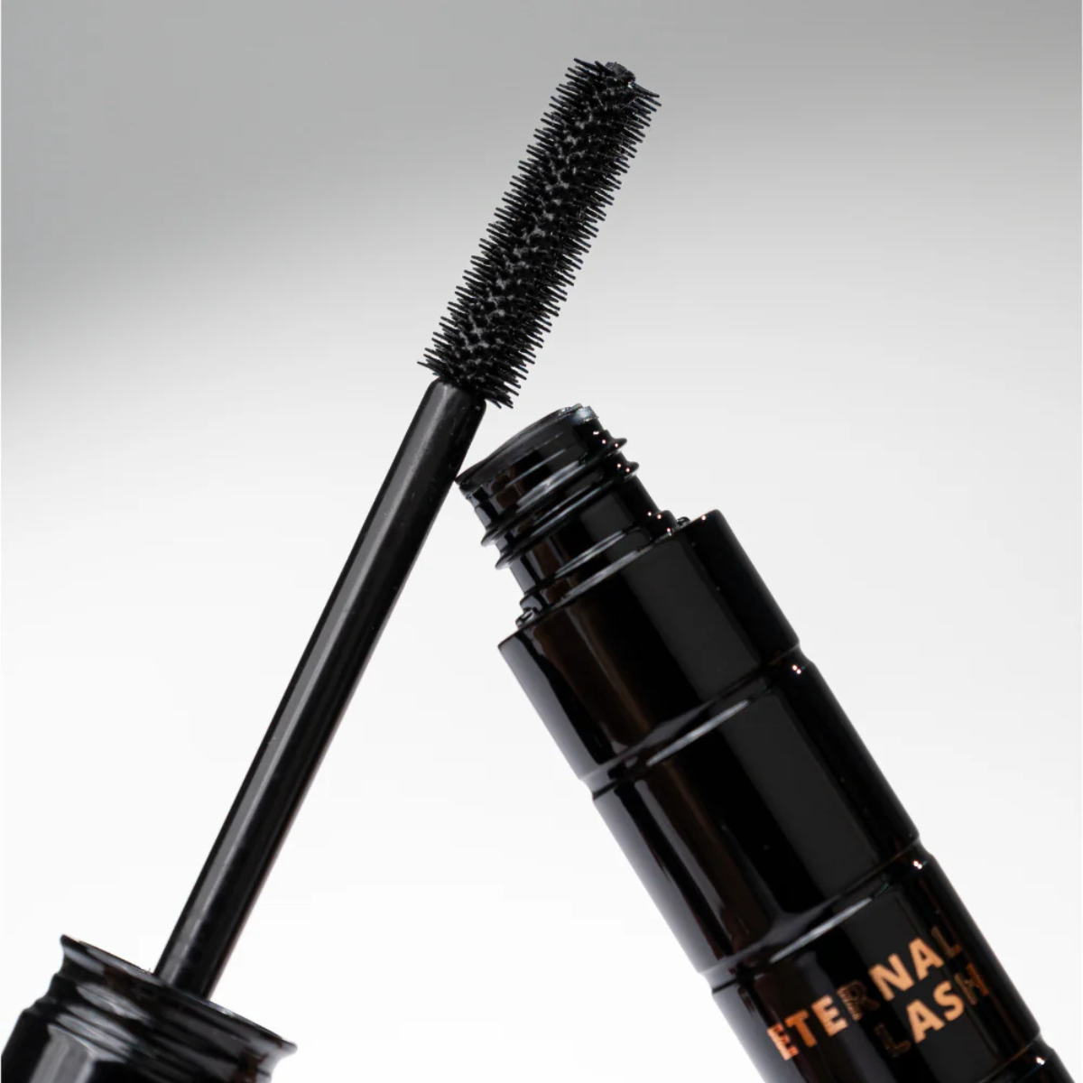 Pestañina a prueba de agua negro intenso - tratamiento para pestañas