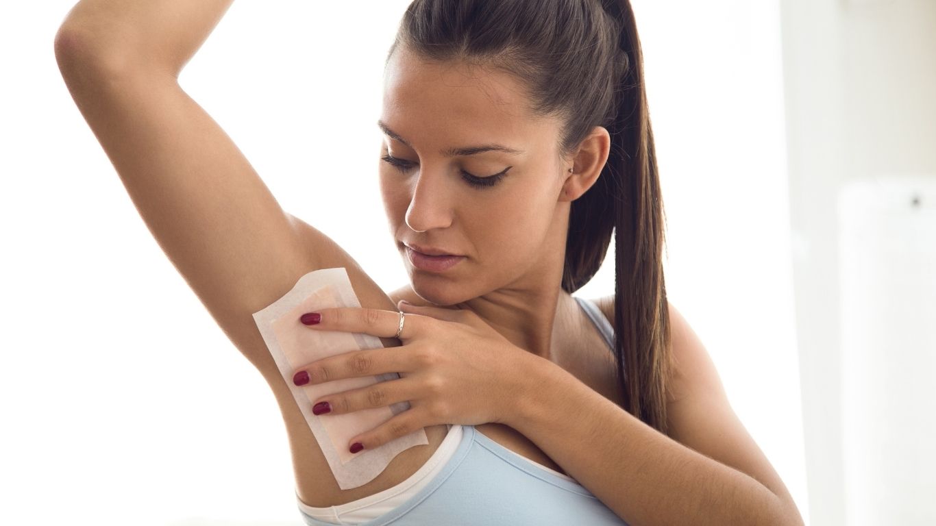 Ácido glicólico para axilas: la solución que aclara manchas, suaviza la piel y reduce el vello encarnado