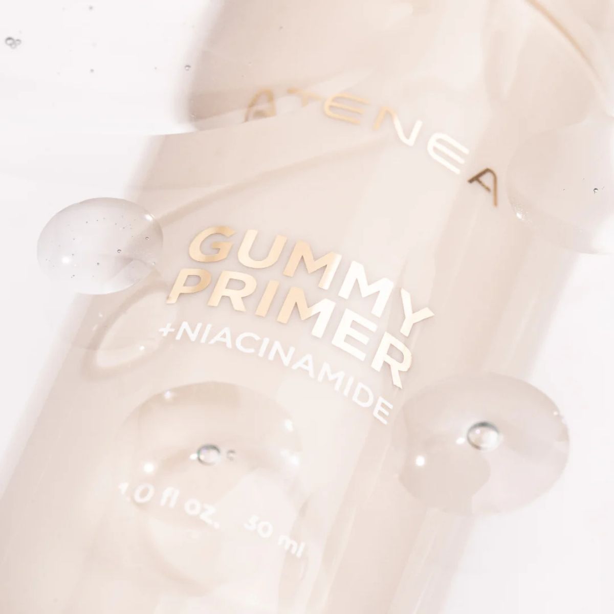 Gummy Primer de Atenea con 4% de Niacinamida: el primer que prepara tu piel y cuida mientras maquilla