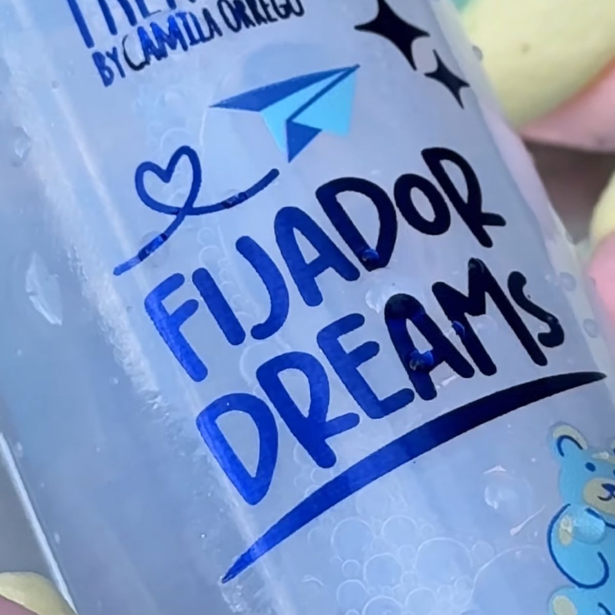 Fijador de maquillaje en spray Trendy con ingredientes naturales