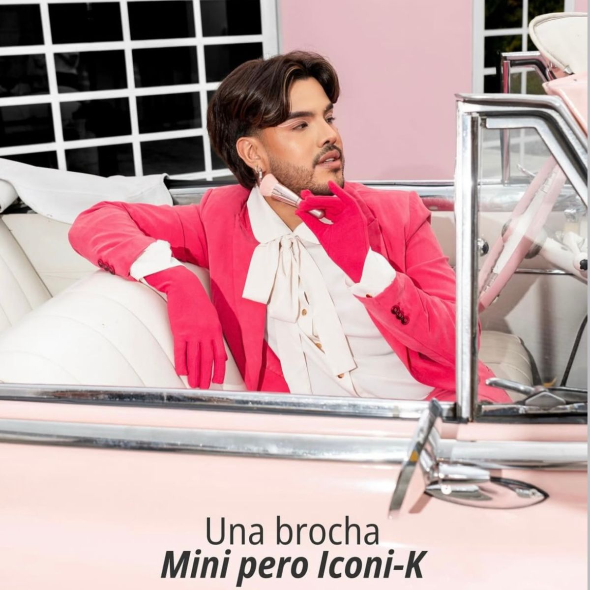 Brocha de maquillaje Mini Iconik Anik - Tamaño viajero profesional