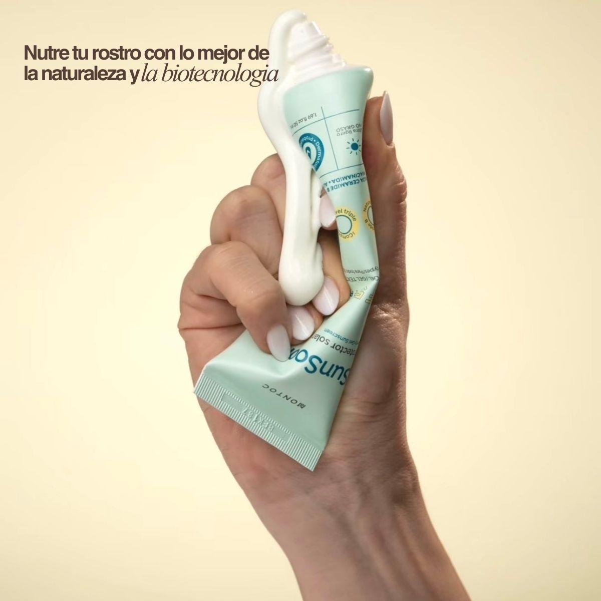 Protector solar en gel Sunsoon de Montoc con textura invisible y tecnologia de protector solar coreano.